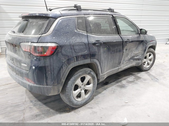 Jeep Compass 2018 3C4NJDBB9JT480164 Image 4