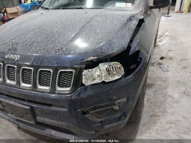 Jeep Compass 2018 3C4NJDBB9JT480164 Image 6