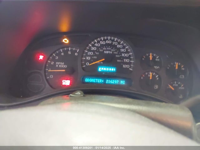 2004 CHEVROLET SUBURBAN 3GNFK16TX4G287786 Photo 6