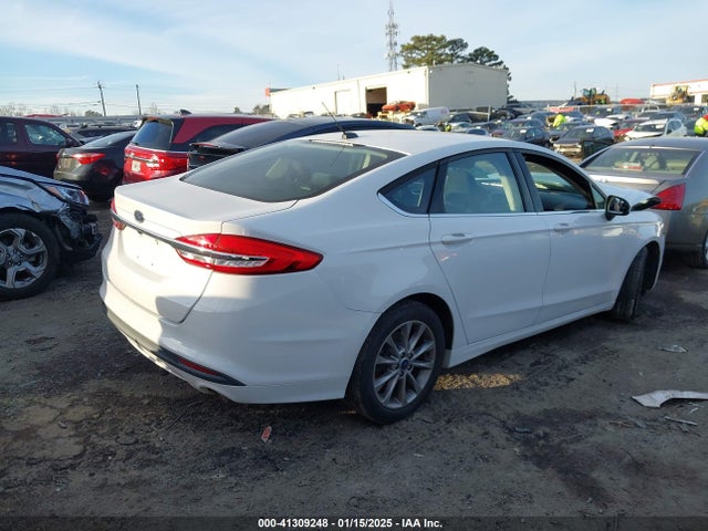 Ford FUSION SE 2017 3FA6P0H72HR301524 Image 4