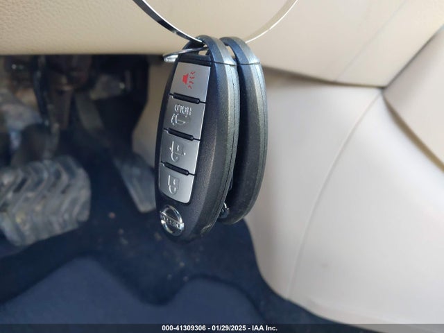 5N1AT2MM3GC789821 Nissan Rogue