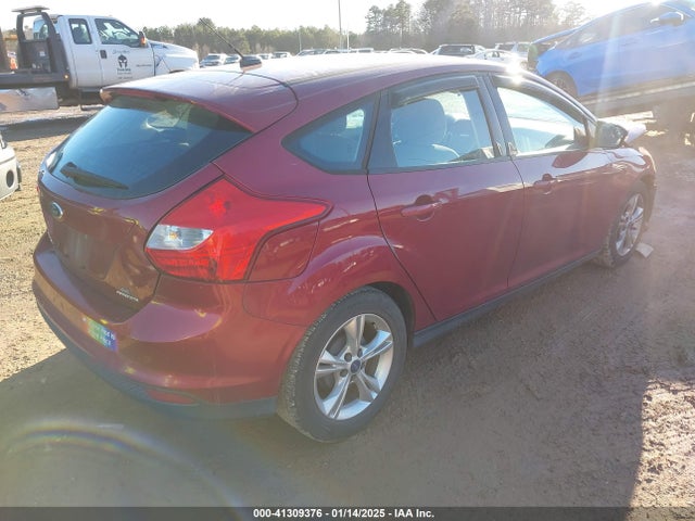 Ford Focus 2014 1FADP3K24EL106489 Image 4