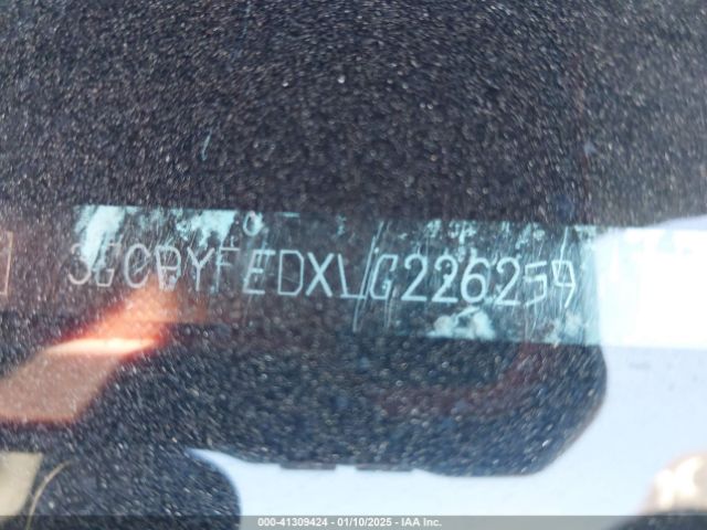 3GCPYFEDXLG226259 Chevrolet Silverado 1500 4wd  Short Bed Lt Trail Boss