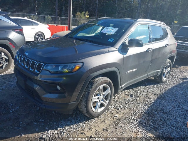 Jeep Compass 2024 3C4NJDBN7RT604650 Image 2