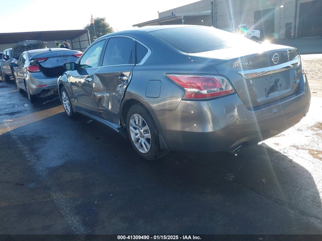Nissan Altima 2.5 S 2015 1N4AL3AP8FC266114 Image 3