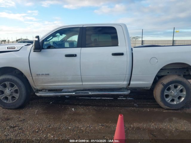 3C6UR5DJ7RG311237 RAM 2500 Big Horn  4x4 6'4 Box