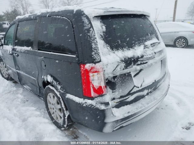 2014 CHRYSLER TOWN & COUNTRY 2C4RC1BG8ER216383 Photo 2