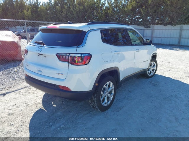Jeep Compass 2024 3C4NJDBN9RT117157 Image 4
