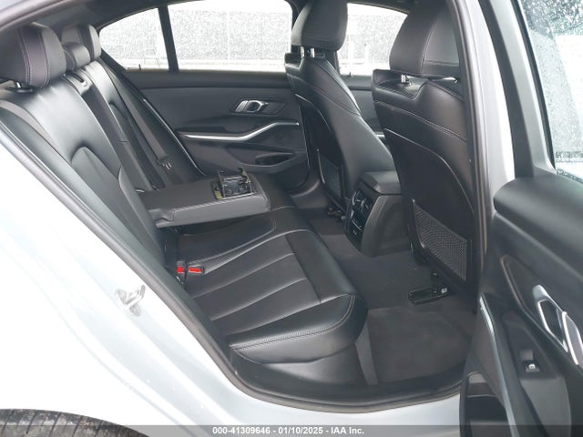 BMW 3 Series 2023 3MW39FF01P8D14279 Image 8