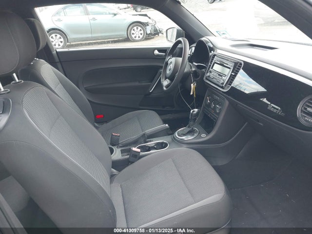 2013 VOLKSWAGEN BEETLE COUPE 3VWJP7AT2DM683224 Photo 4