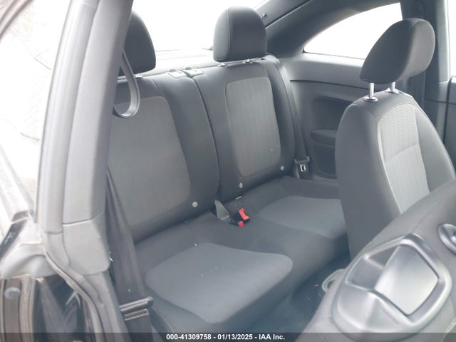 2013 VOLKSWAGEN BEETLE COUPE 3VWJP7AT2DM683224 Photo 7