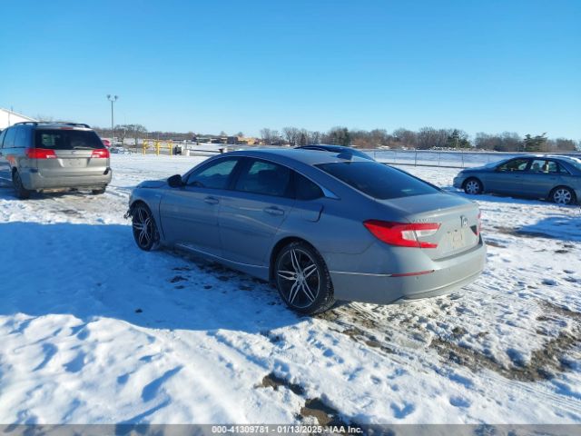 1HGCV3F93NA008991 Honda Accord Hybrid Touring