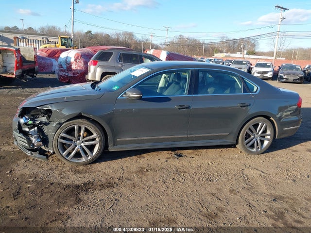 Volkswagen Passat 2016 1VWAT7A3XGC058412 Image 14