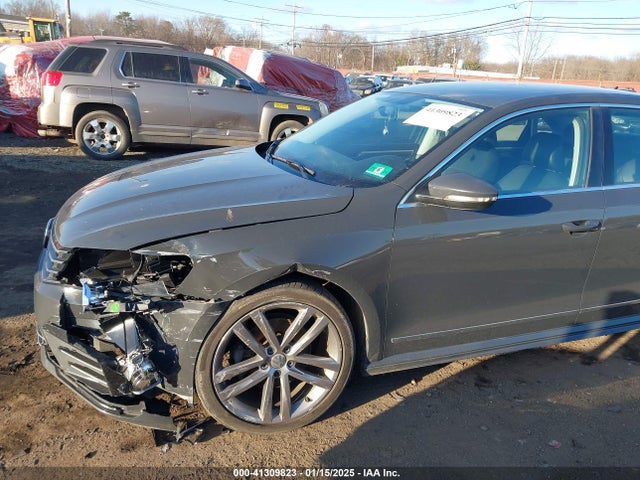 Volkswagen Passat 2016 1VWAT7A3XGC058412 Image 17