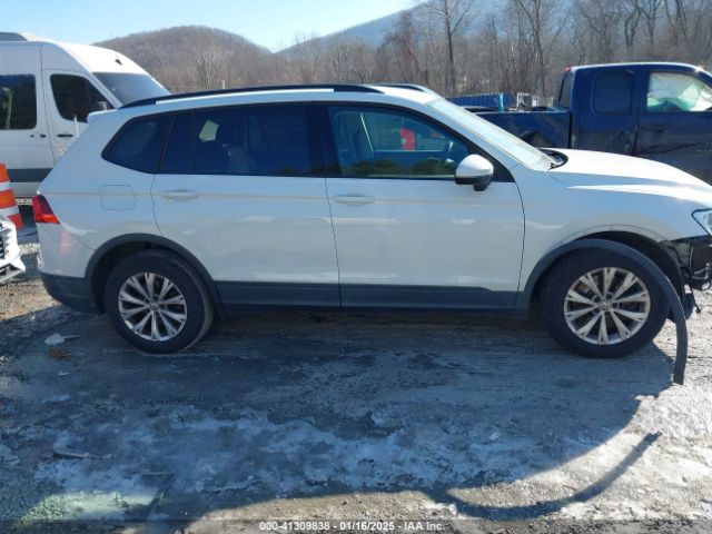 3VV0B7AX9JM015921 Volkswagen Tiguan 2.0t S