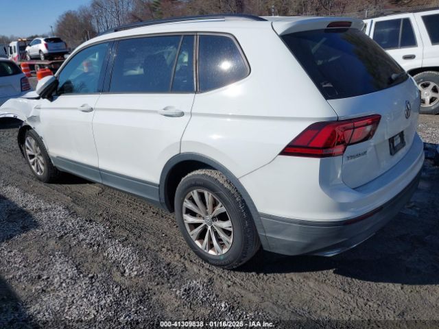 3VV0B7AX9JM015921 Volkswagen Tiguan 2.0t S