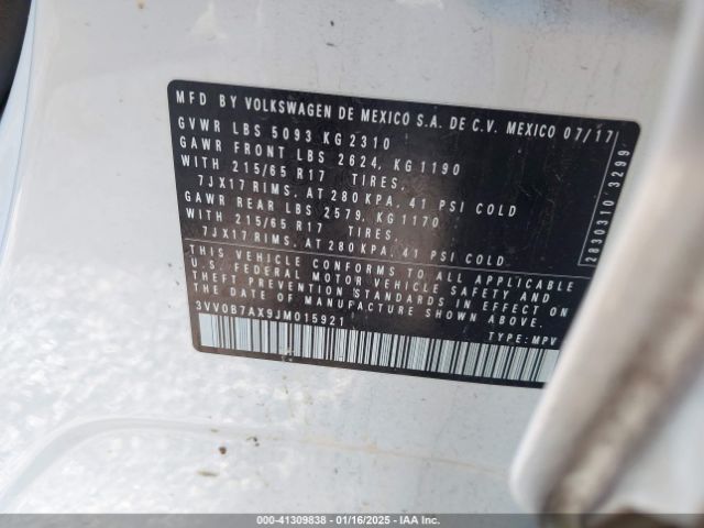 3VV0B7AX9JM015921 Volkswagen Tiguan 2.0t S