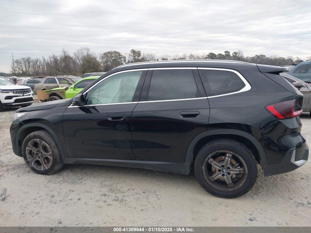 BMW X1 2023 WBX73EF09P5W37687 Image 14