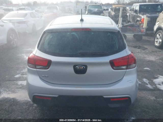 3KPA25AB2JE088389 KIA RIO LX