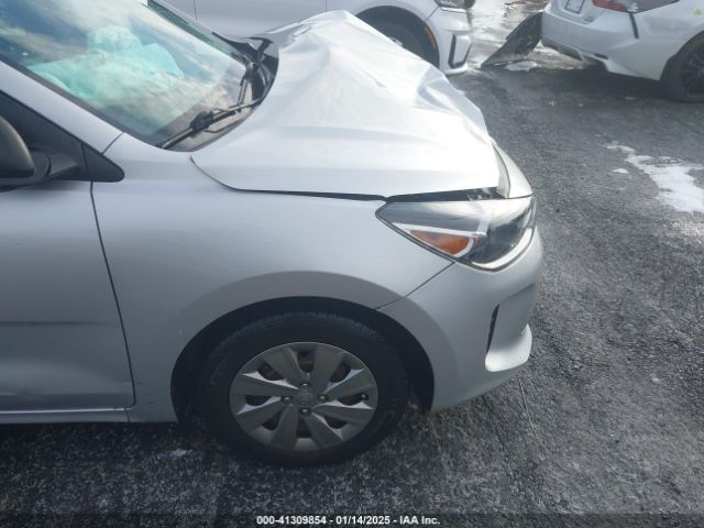 3KPA25AB2JE088389 KIA RIO LX