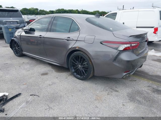 4T1K61AK6NU028443 Toyota Camry