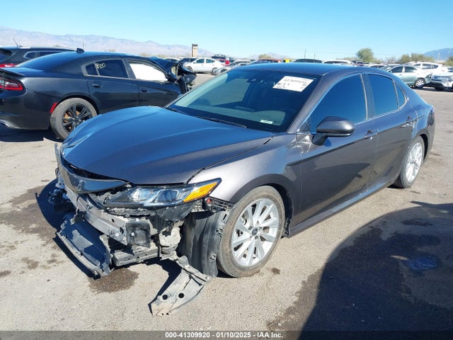 Toyota CAMRY LE 2023 4T1C11AK5PU137272 Image 2