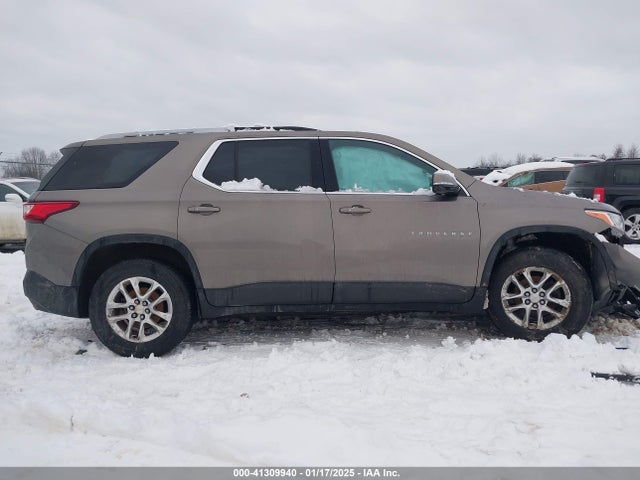 Chevrolet Traverse 2018 1GNERGKWXJJ218245 Image 13