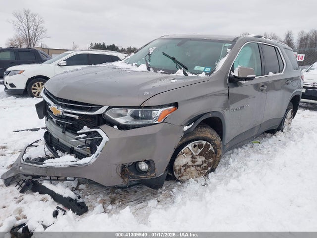Chevrolet Traverse 2018 1GNERGKWXJJ218245 Image 2