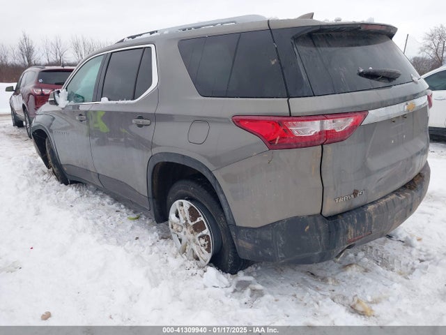 Chevrolet Traverse 2018 1GNERGKWXJJ218245 Image 3