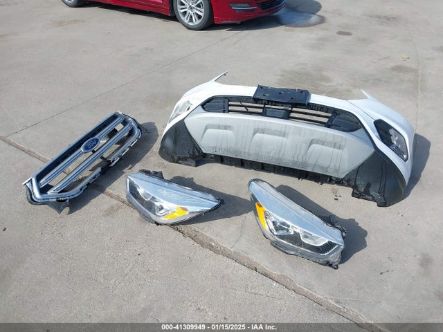 Ford Escape 2019 1FMCU0HD7KUA41211 Image 12