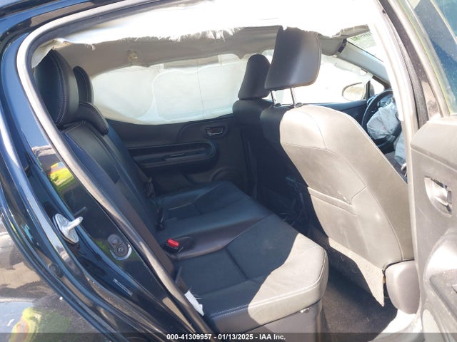 JTDKDTB37H1592170 Toyota PRIUS C
