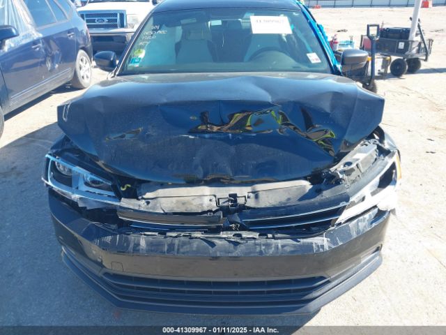 3VWD17AJ9FM415626 Volkswagen JETTA SEDAN