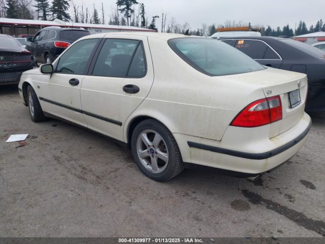 2003 SAAB 9-5 YS3ED49Z033019680 Photo 2