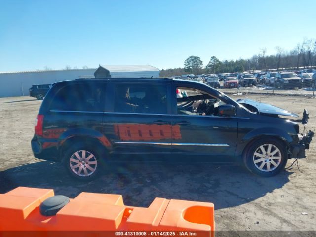 2C4RC1BG2ER237147 Chrysler Town & Country