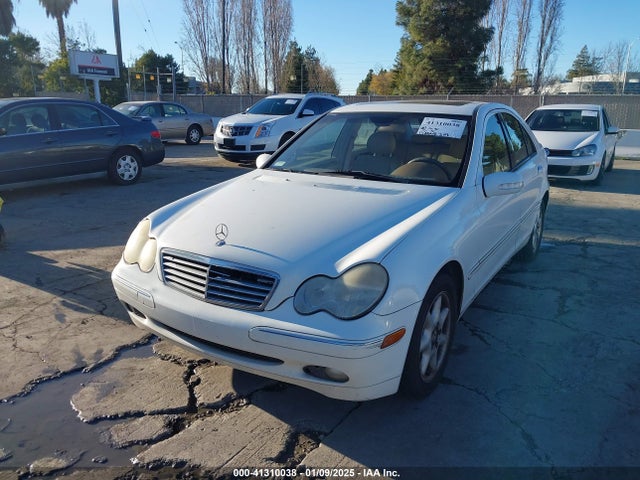 2003 MERCEDES-BENZ C-CLASS WDBRF61J93F365888 Photo 5