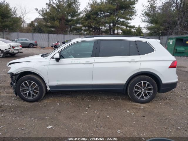 3VV2B7AX0LM075033 Volkswagen Tiguan 2.0t Se/2.0t Se R-line Black/2.0t Sel