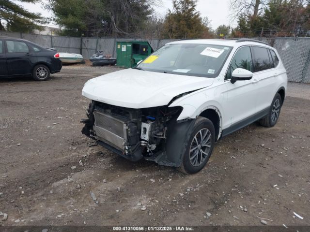 3VV2B7AX0LM075033 Volkswagen Tiguan 2.0t Se/2.0t Se R-line Black/2.0t Sel