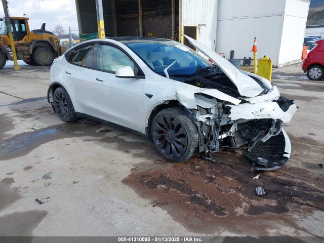 2022 TESLA MODEL Y 7SAYGDEF5NF441878 Photo 0