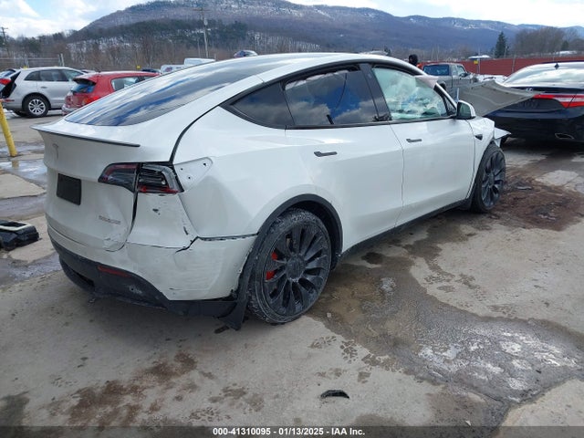 2022 TESLA MODEL Y 7SAYGDEF5NF441878 Photo 3