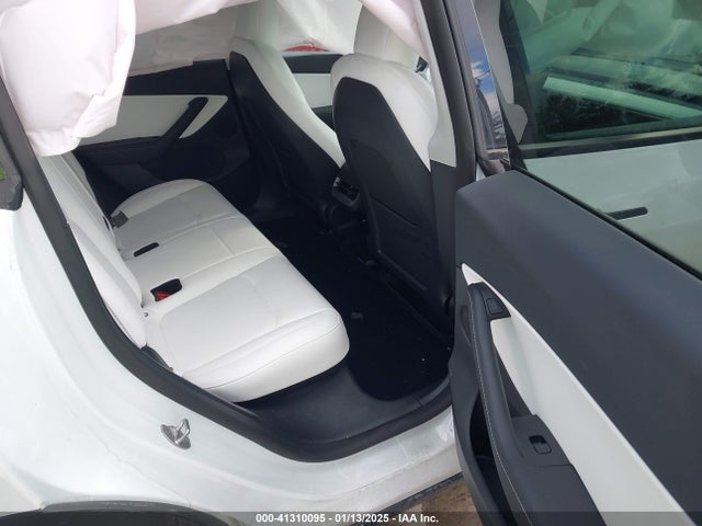 2022 TESLA MODEL Y 7SAYGDEF5NF441878 Photo 7