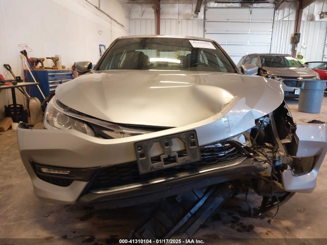 1HGCR2F59HA030879 Honda ACCORD SEDAN