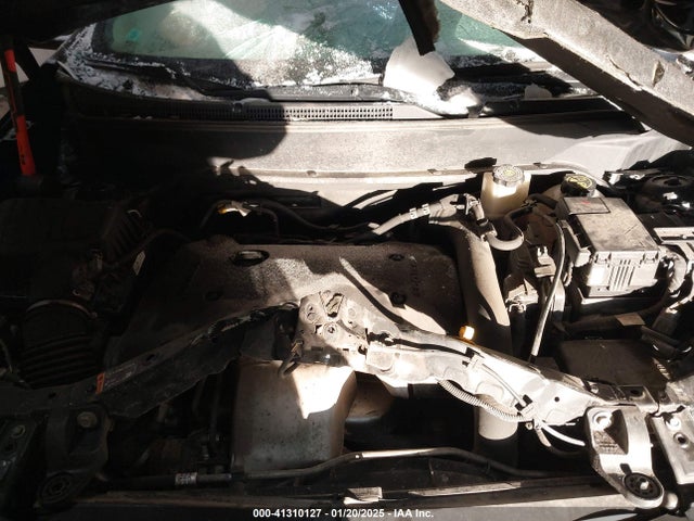 Chevrolet Equinox 2019 2GNAXLEX4K6249104 Image 10