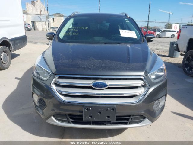 1FMCU0J95KUA04972 Ford Escape