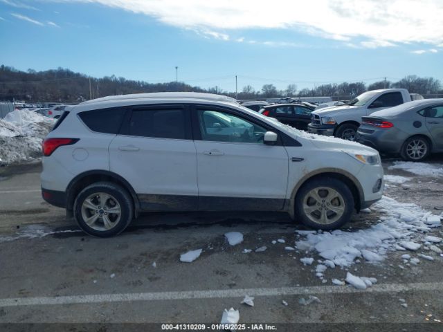 1FMCU9GD7KUC06759 Ford Escape