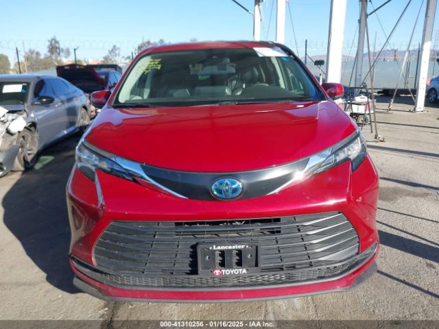 5TDKRKEC4PS139651 Toyota SIENNA LE