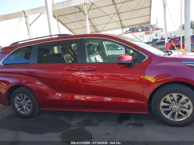 5TDKRKEC4PS139651 Toyota SIENNA LE