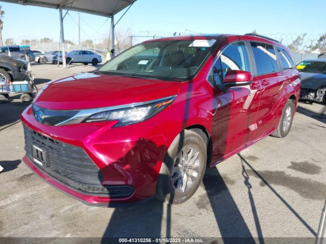 5TDKRKEC4PS139651 Toyota SIENNA LE
