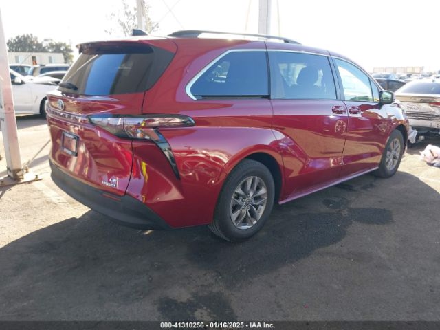 5TDKRKEC4PS139651 Toyota SIENNA LE