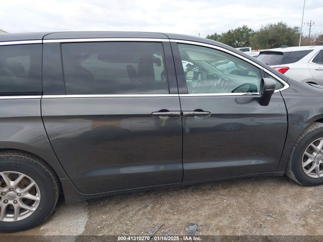 Chrysler Pacifica 2023 2C4RC1BG4PR536061 Image 13