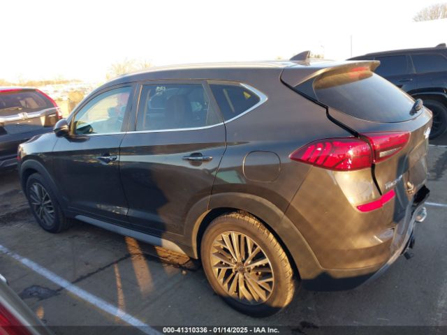 KM8J33ALXKU964702 Hyundai Tucson